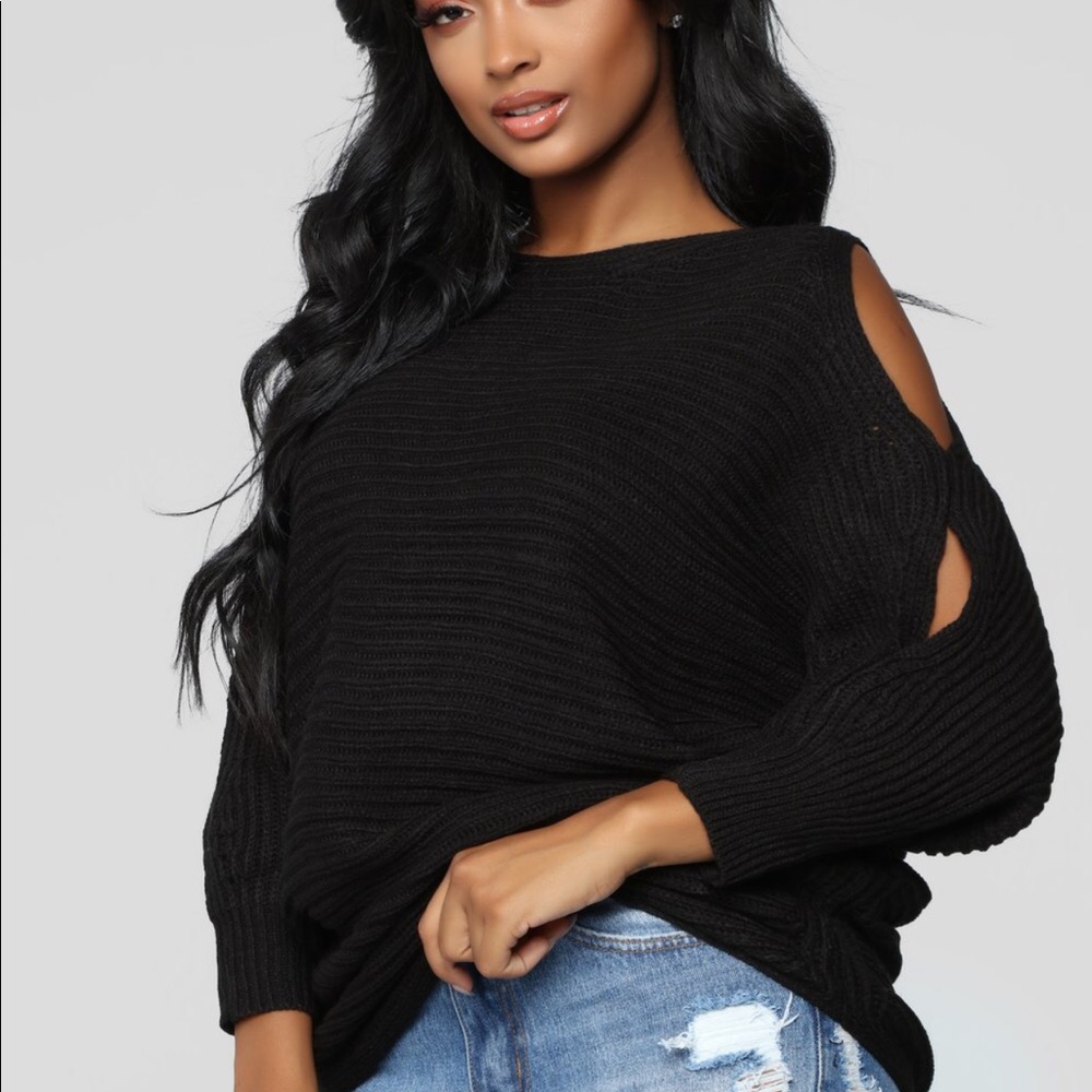 Could shoulder sweater